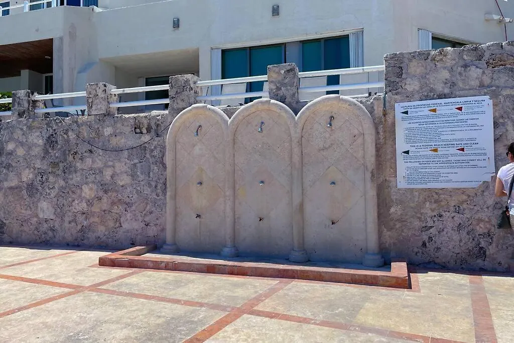 Apartment Cancun Studio - Steps To Beach And Water Fun