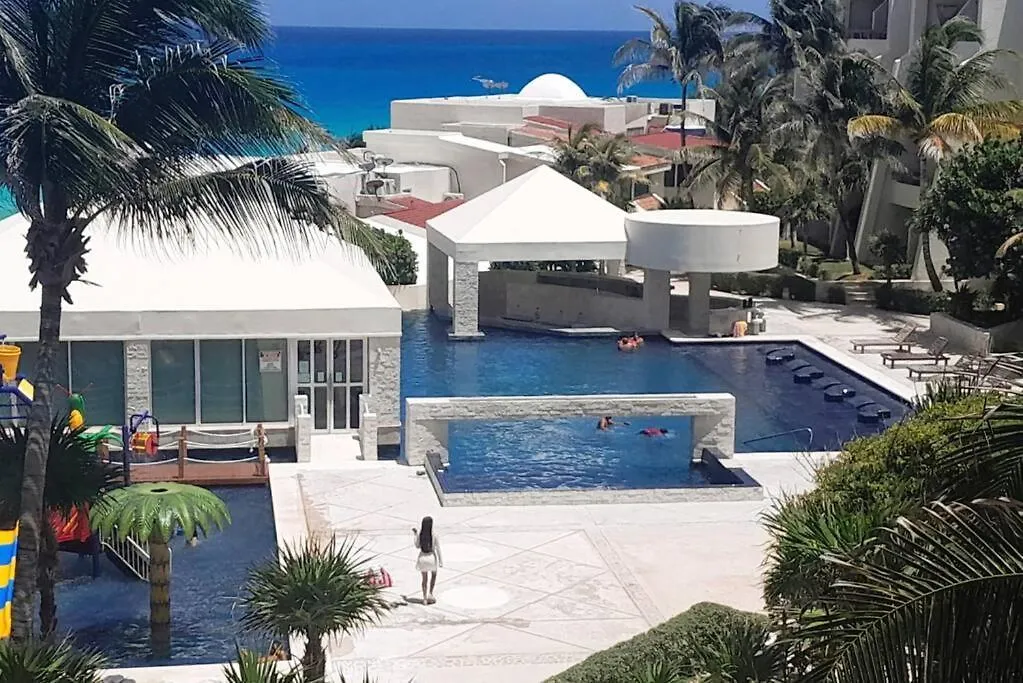Cancun Studio - Steps To Beach And Water Fun 0*,  Mexico