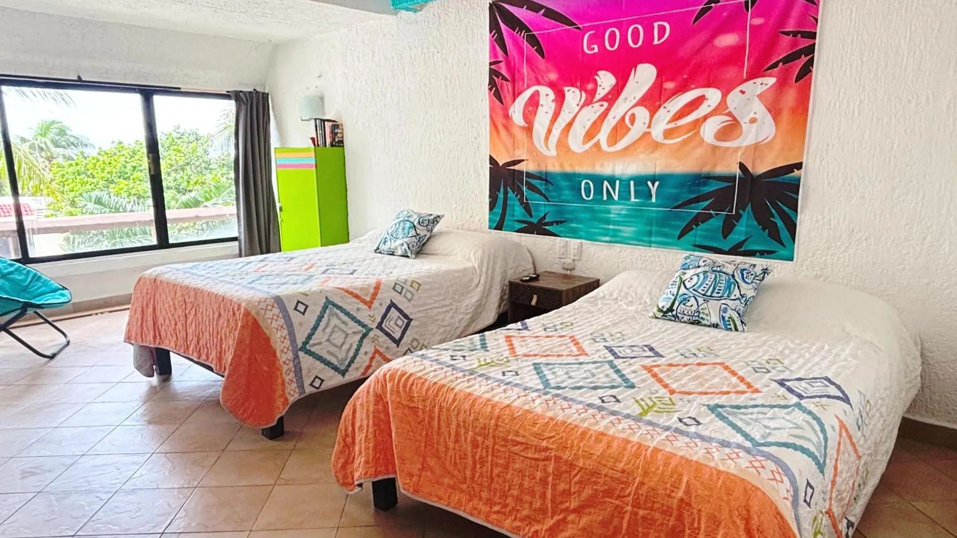 Cancun Studio - Steps To Beach And Water Fun location
