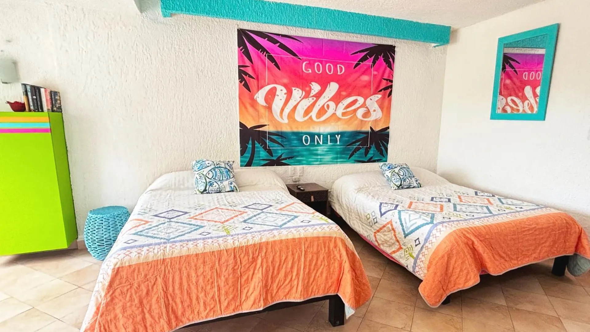 Cancun Studio - Steps To Beach And Water Fun